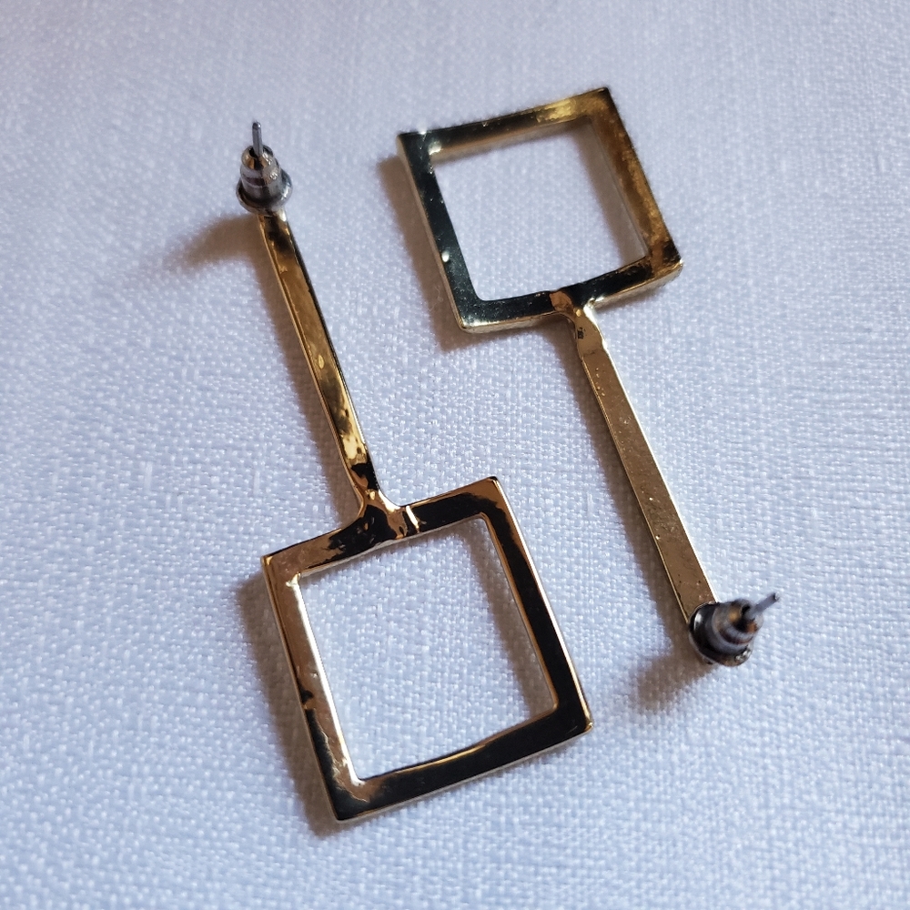 Gold square post hanging earrings‎ - Picture 3 of 10